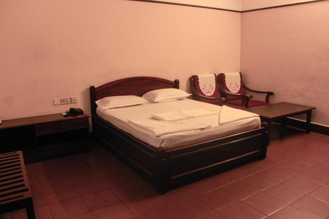 Hotel Keerthi Thiruvananthapuram Exteriér fotografie